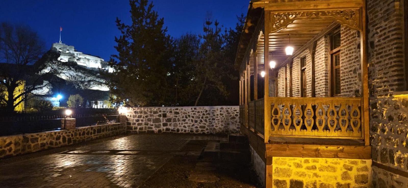Mihman Konak Hotel Kars Exterior foto