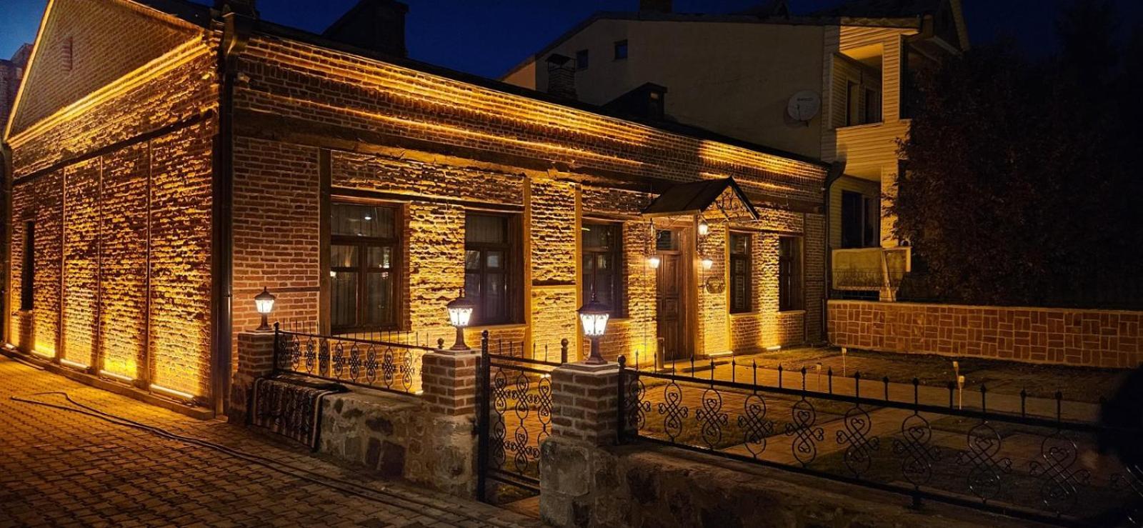 Mihman Konak Hotel Kars Exterior foto